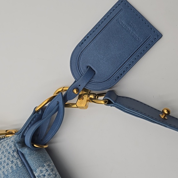 Loius Vuitton Denim Damier Limited Ed. Large Pouch - COA included - Picture 16 of 16